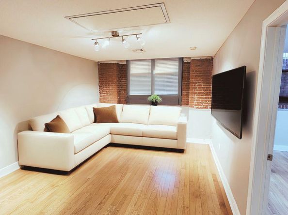 1100 S Broad Street 10A, Philadelphia PA 19146