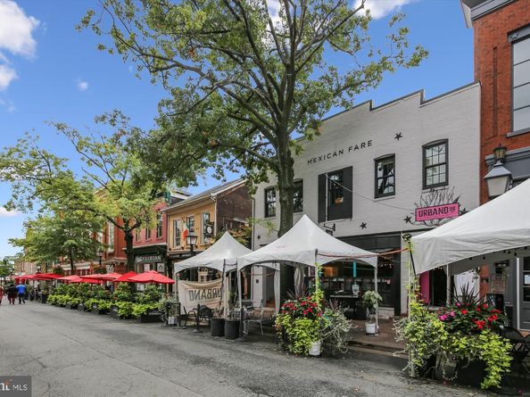 1706 Dewitt Avenue A, Alexandria VA 22301