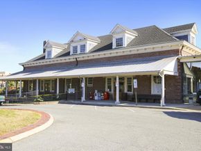 1706 Dewitt Avenue A, Alexandria VA 22301