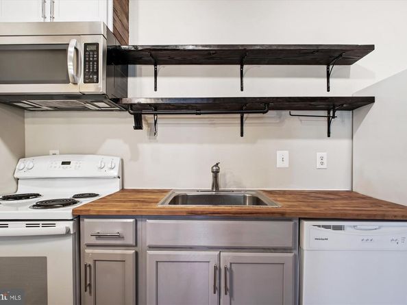 1706 Dewitt Avenue A, Alexandria VA 22301