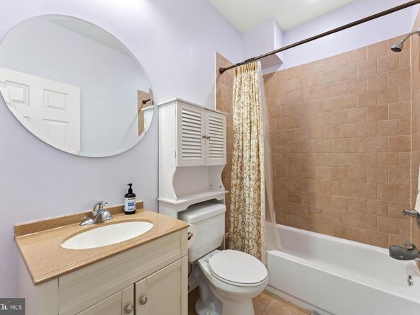 1832 Earp Street, Philadelphia PA 19146