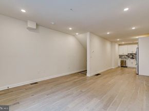 728 S 10TH Street 2, Philadelphia PA 19147