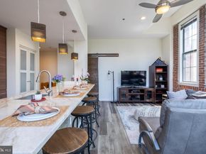 315 New Street 321, Philadelphia PA 19106
