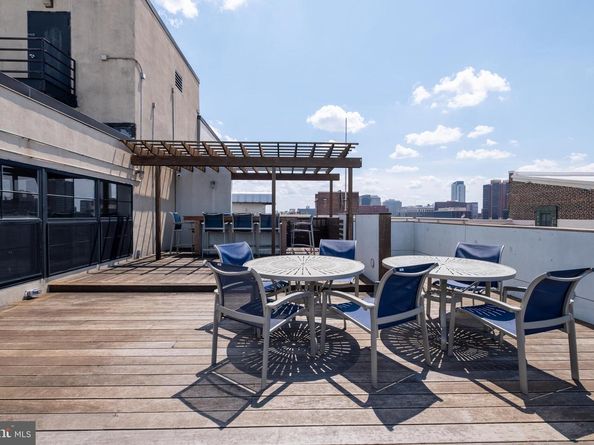 315 New Street 321, Philadelphia PA 19106