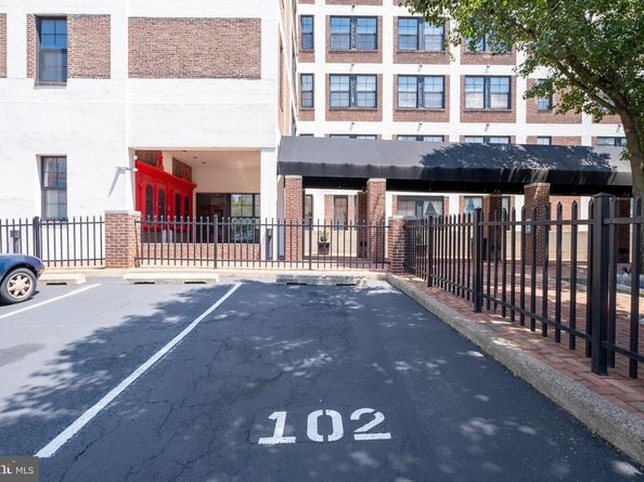 315 New Street 321, Philadelphia PA 19106