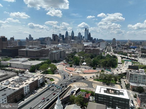 315 New Street 321, Philadelphia PA 19106