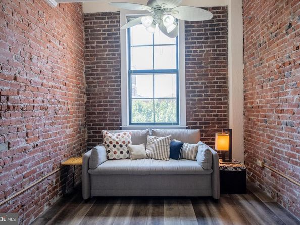 315 New Street 321, Philadelphia PA 19106