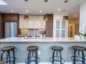 315 New Street 321, Philadelphia PA 19106