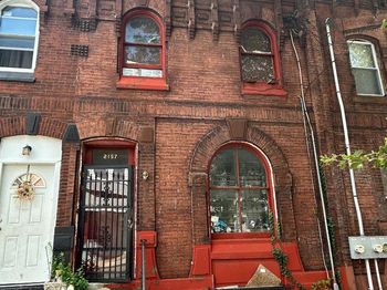 2157 N Van Pelt Street