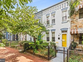 913 4TH Street NE, Washington DC 20002