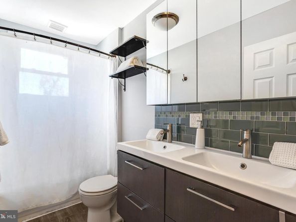 913 4TH Street NE, Washington DC 20002