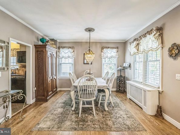 8301 Cadwalader Avenue, Elkins Park PA 19027