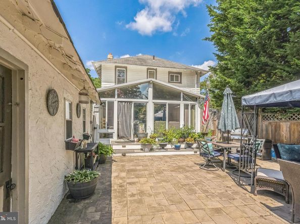 8301 Cadwalader Avenue, Elkins Park PA 19027