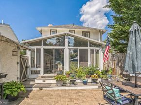 8301 Cadwalader Avenue, Elkins Park PA 19027