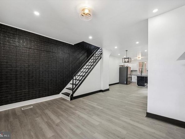 1303 N 61st Street, Philadelphia PA 19151