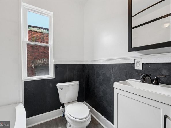 1303 N 61st Street, Philadelphia PA 19151