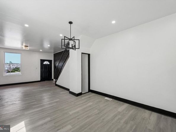 1303 N 61st Street, Philadelphia PA 19151