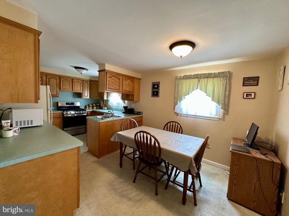 8517 Bergen Terrace, Philadelphia PA 19111