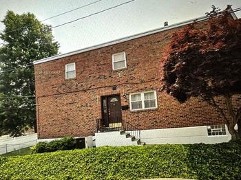8517 Bergen Terrace