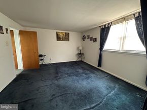 8517 Bergen Terrace, Philadelphia PA 19111