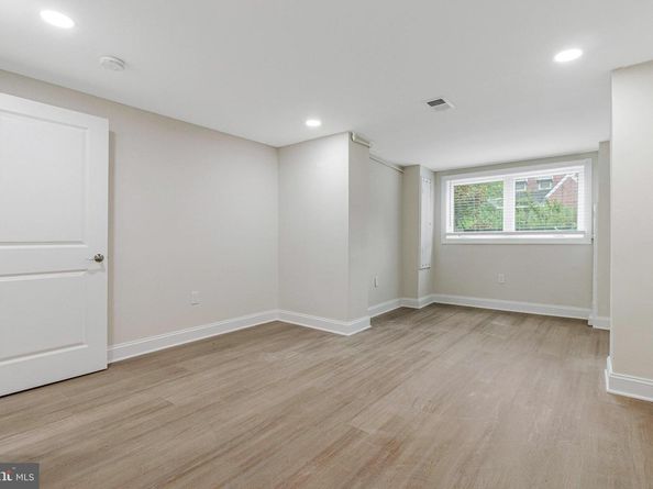 1350 Sheridan Street NW, Washington DC 20011