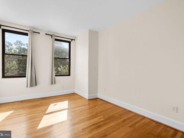 1318 35TH Street NW 7, Washington DC 20007