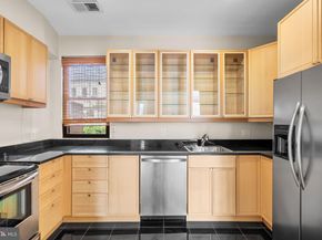 1318 35TH Street NW 7, Washington DC 20007