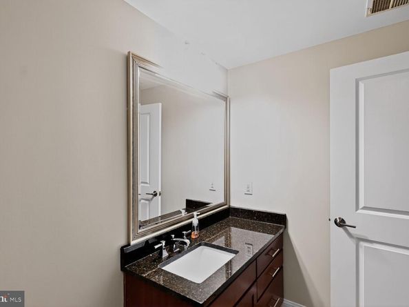 6301 Edsall Road 106, Alexandria VA 22312