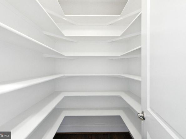 8617 Dixie Place, Mclean VA 22102