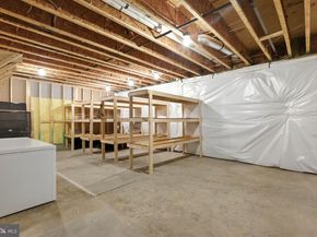 8617 Dixie Place, Mclean VA 22102