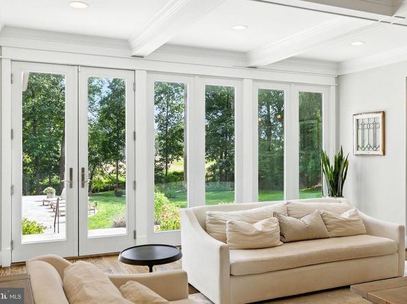 8617 Dixie Place, Mclean VA 22102