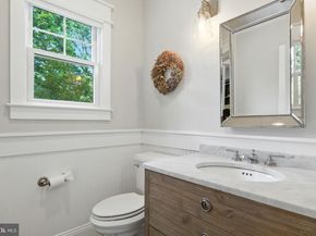 8617 Dixie Place, Mclean VA 22102