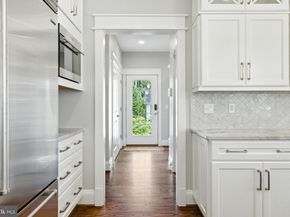 8617 Dixie Place, Mclean VA 22102