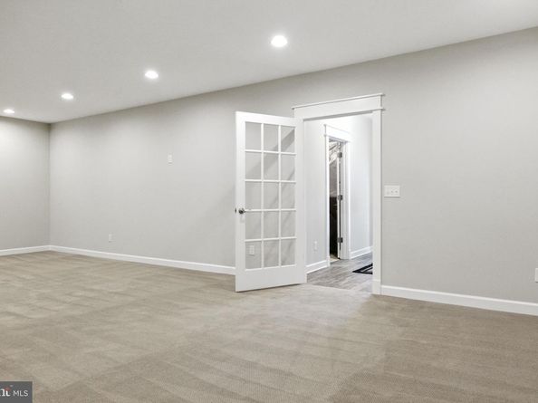 8617 Dixie Place, Mclean VA 22102