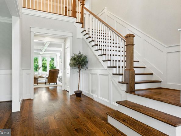 8617 Dixie Place, Mclean VA 22102