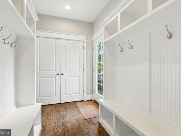8617 Dixie Place, Mclean VA 22102