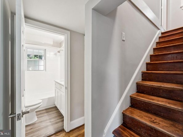 2153 N Taylor Street, Arlington VA 22207
