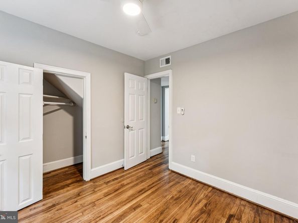 2153 N Taylor Street, Arlington VA 22207
