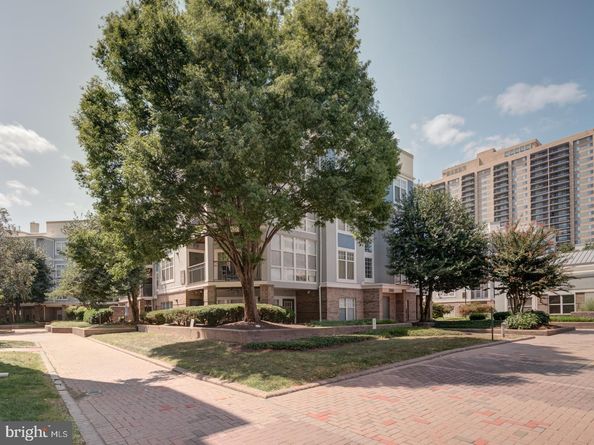 5565 Seminary Road 214, Falls Church VA 22041