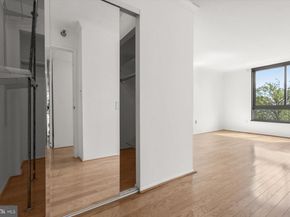 1808 Old Meadow Road 1106, Mclean VA 22102