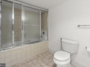 1808 Old Meadow Road 1106, Mclean VA 22102