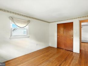 236 Oak Hill Drive, Hatboro PA 19040