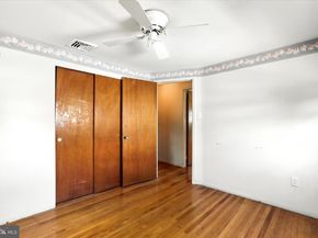 236 Oak Hill Drive, Hatboro PA 19040