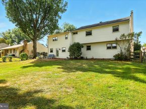236 Oak Hill Drive, Hatboro PA 19040
