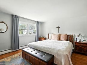 236 Oak Hill Drive, Hatboro PA 19040