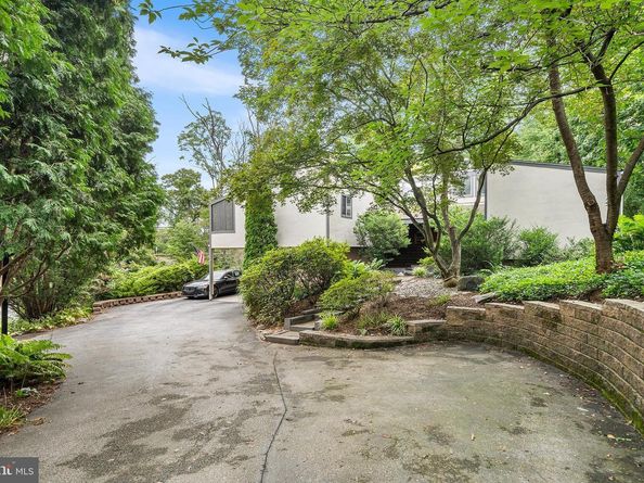 190 Pine Tree Road, King Of Prussia PA 19406
