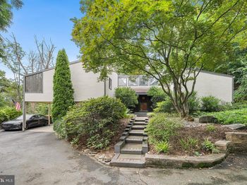 190 Pine Tree Road
