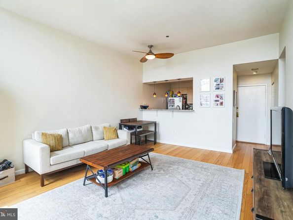 315 New Street 503, Philadelphia PA 19106