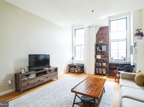 315 New Street 503, Philadelphia PA 19106