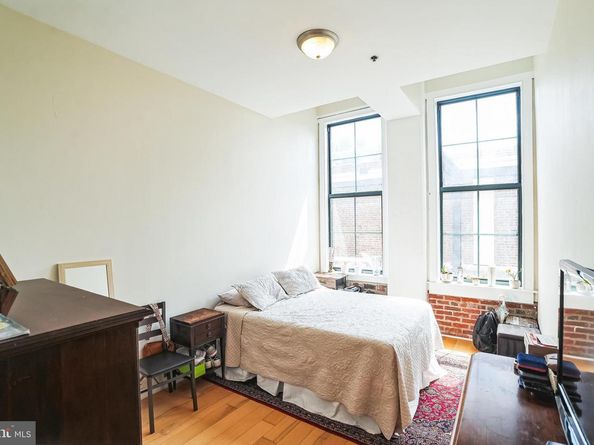 315 New Street 503, Philadelphia PA 19106